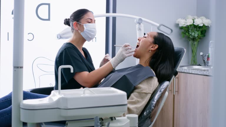 Best Tooth Extraction  in Edgemont Park, MI